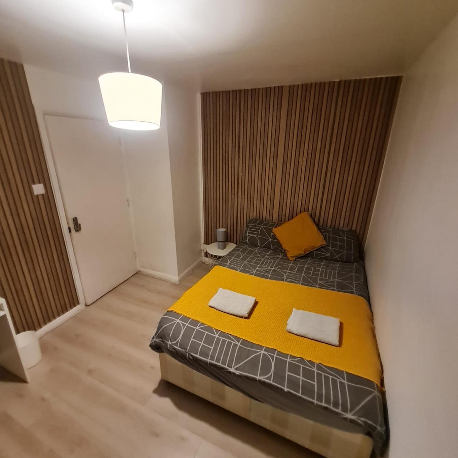 London E2 Rooms Exterior photo