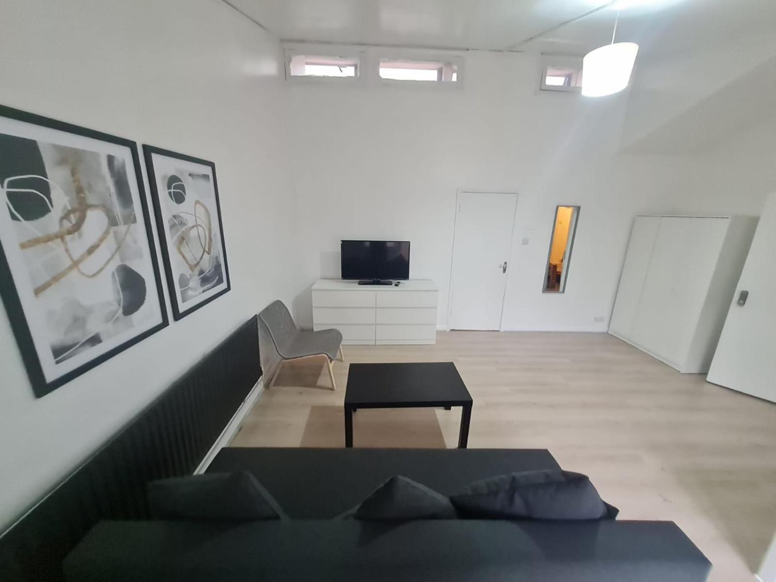 London E2 Rooms Exterior photo