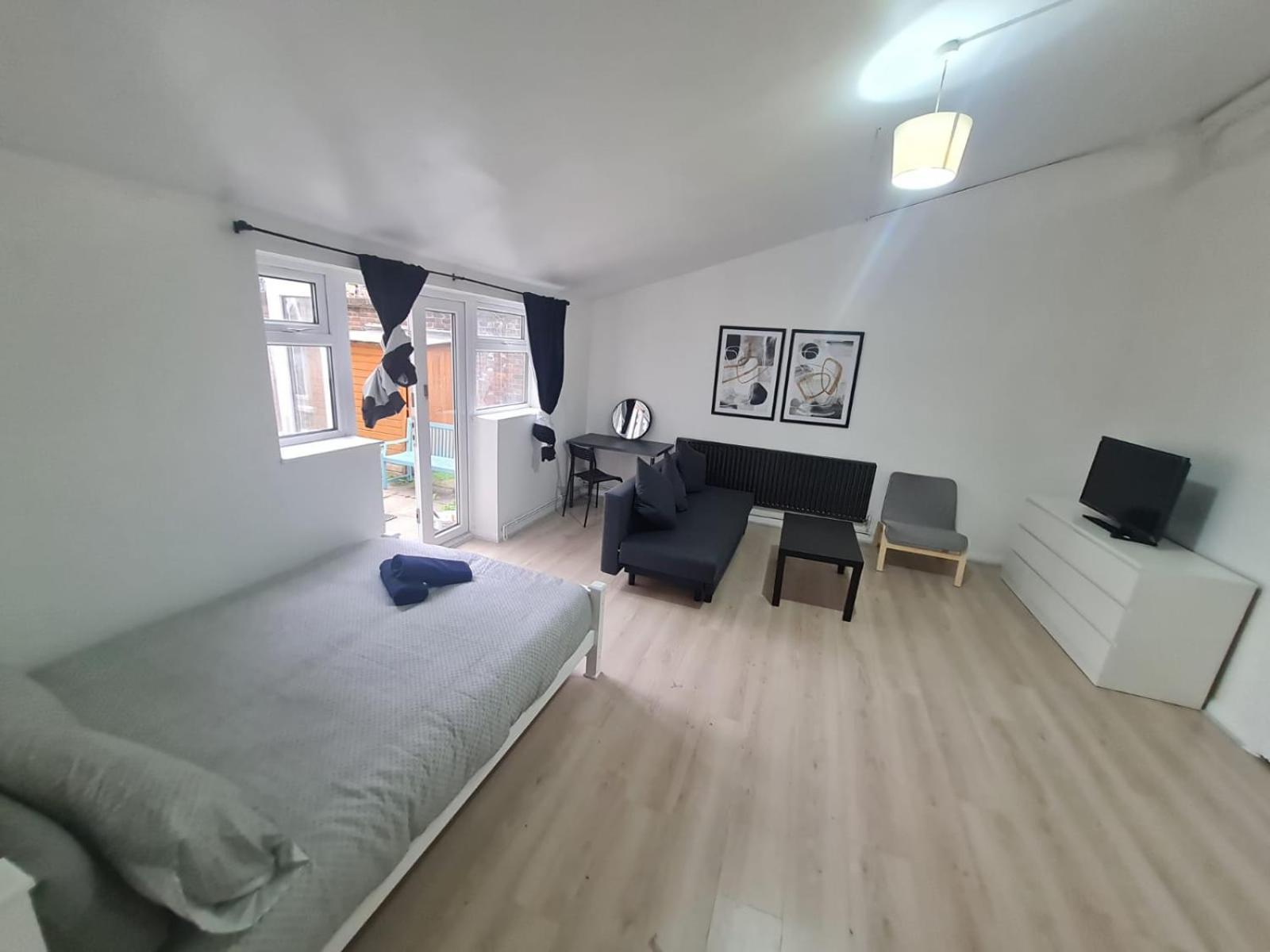London E2 Rooms Exterior photo