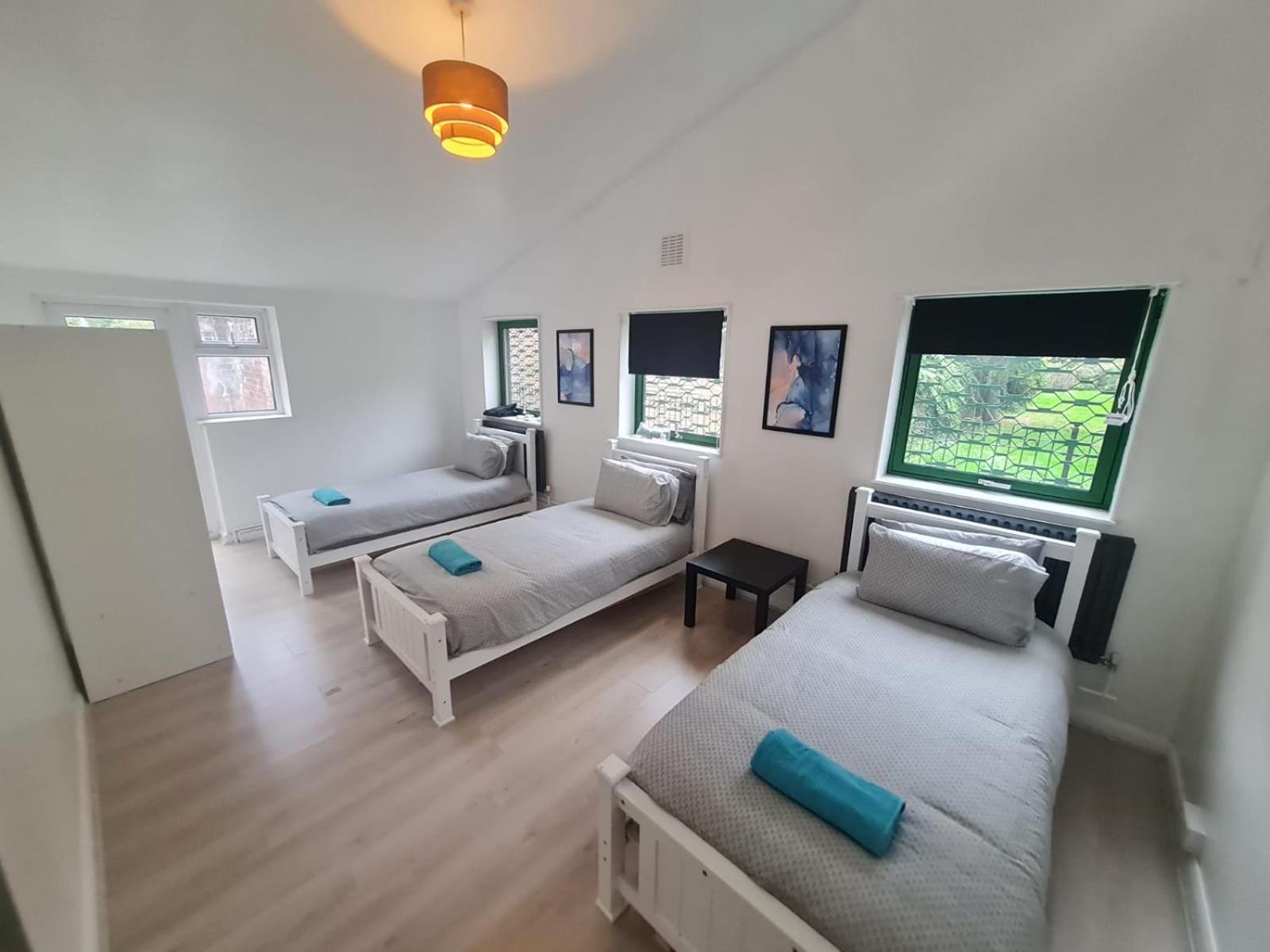 London E2 Rooms Exterior photo