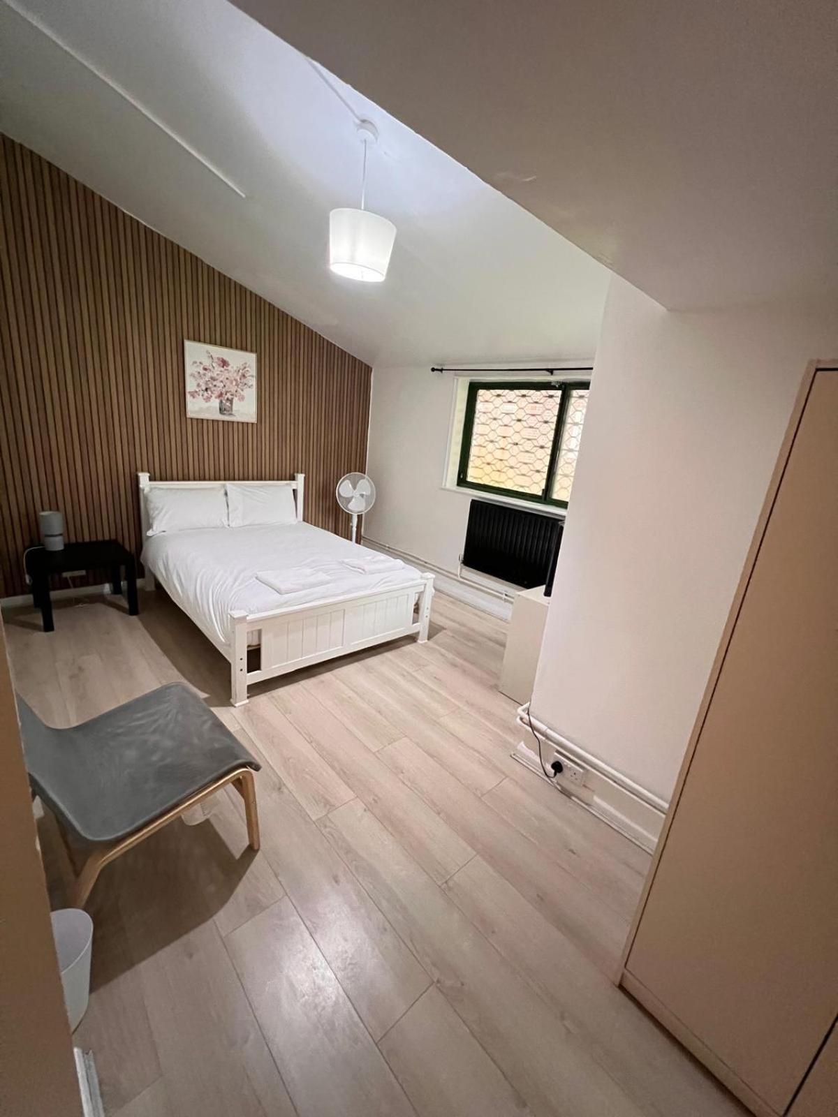 London E2 Rooms Exterior photo