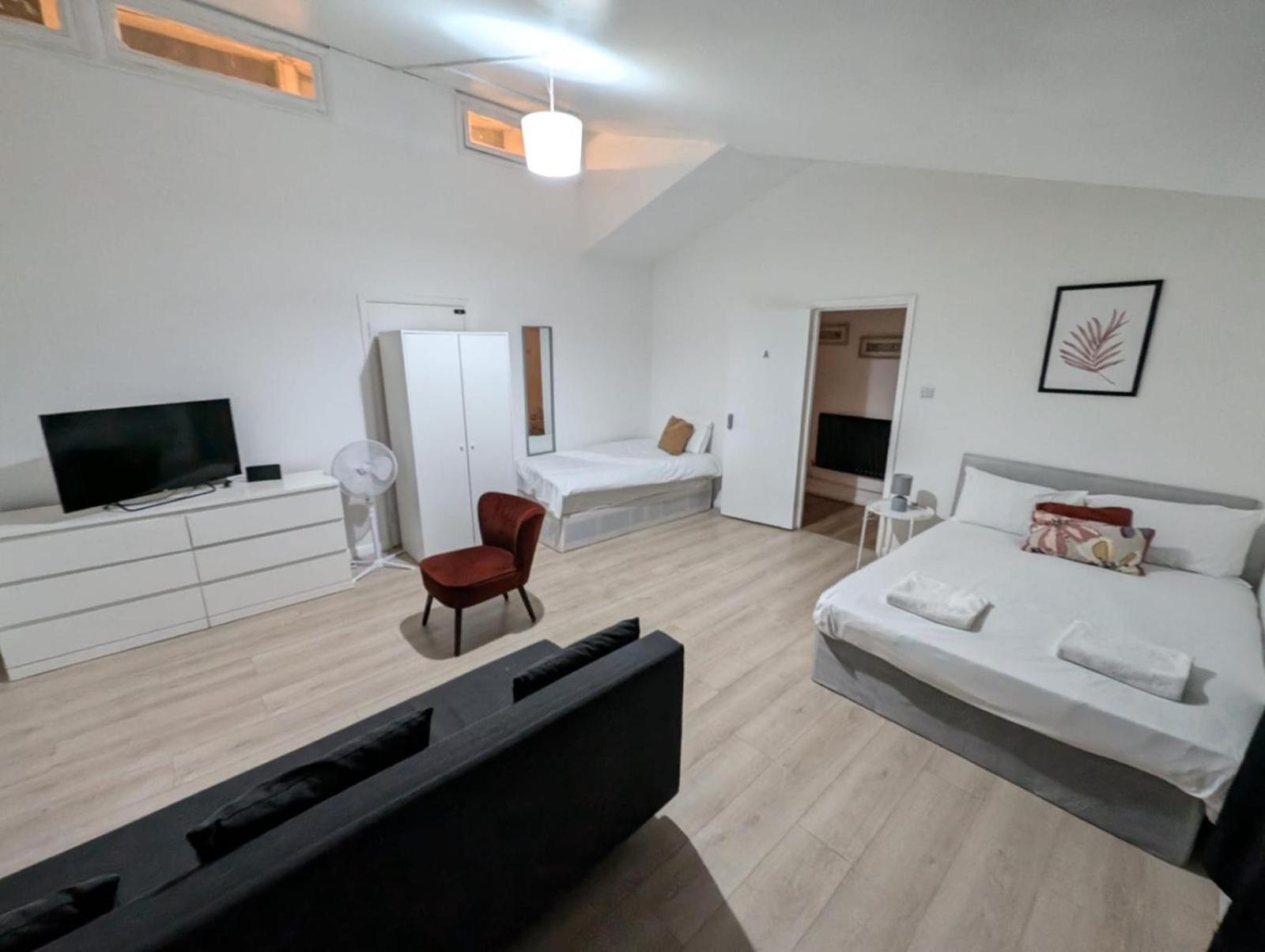 London E2 Rooms Exterior photo
