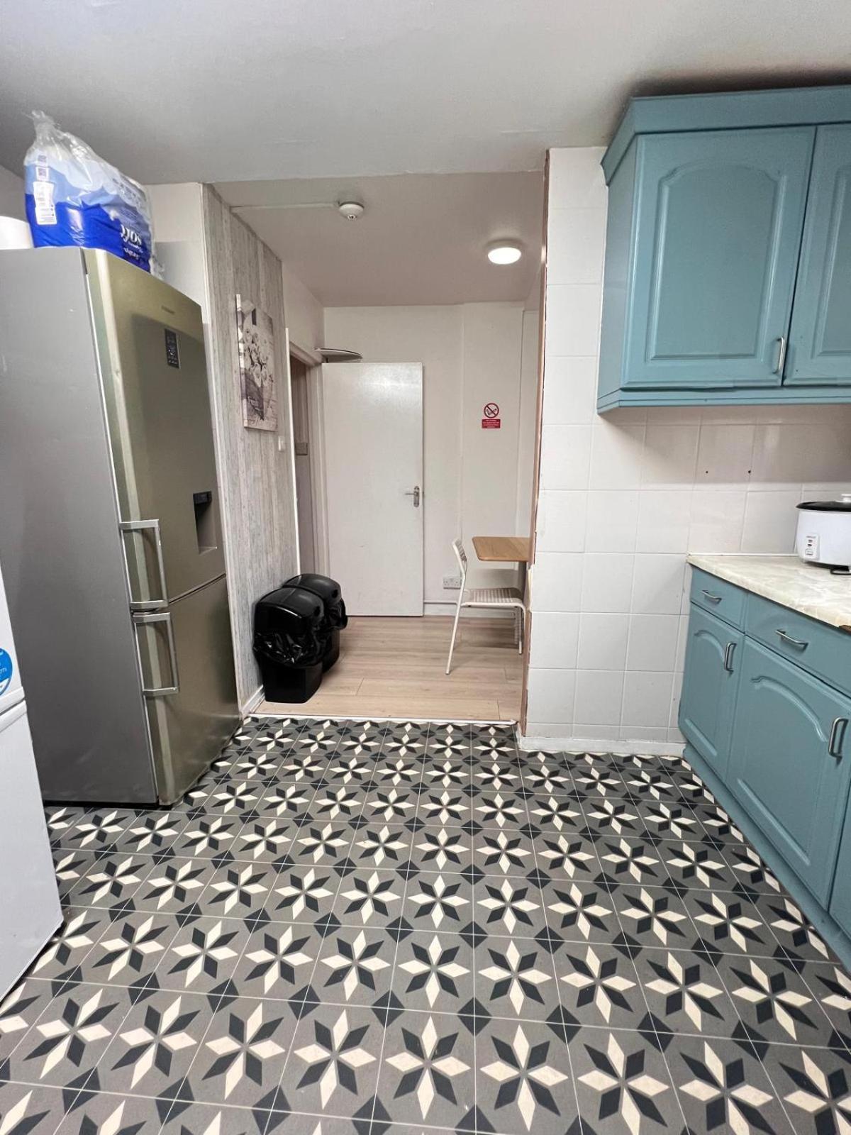 London E2 Rooms Exterior photo