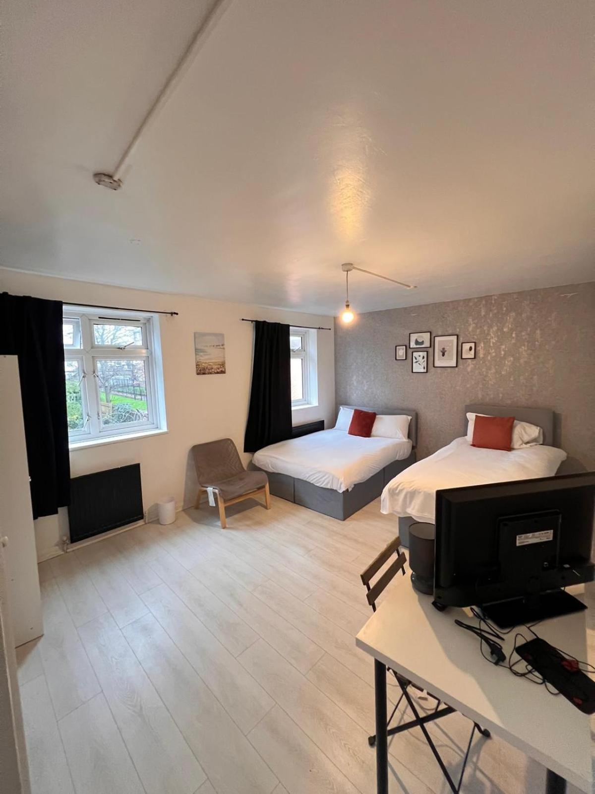 London E2 Rooms Exterior photo