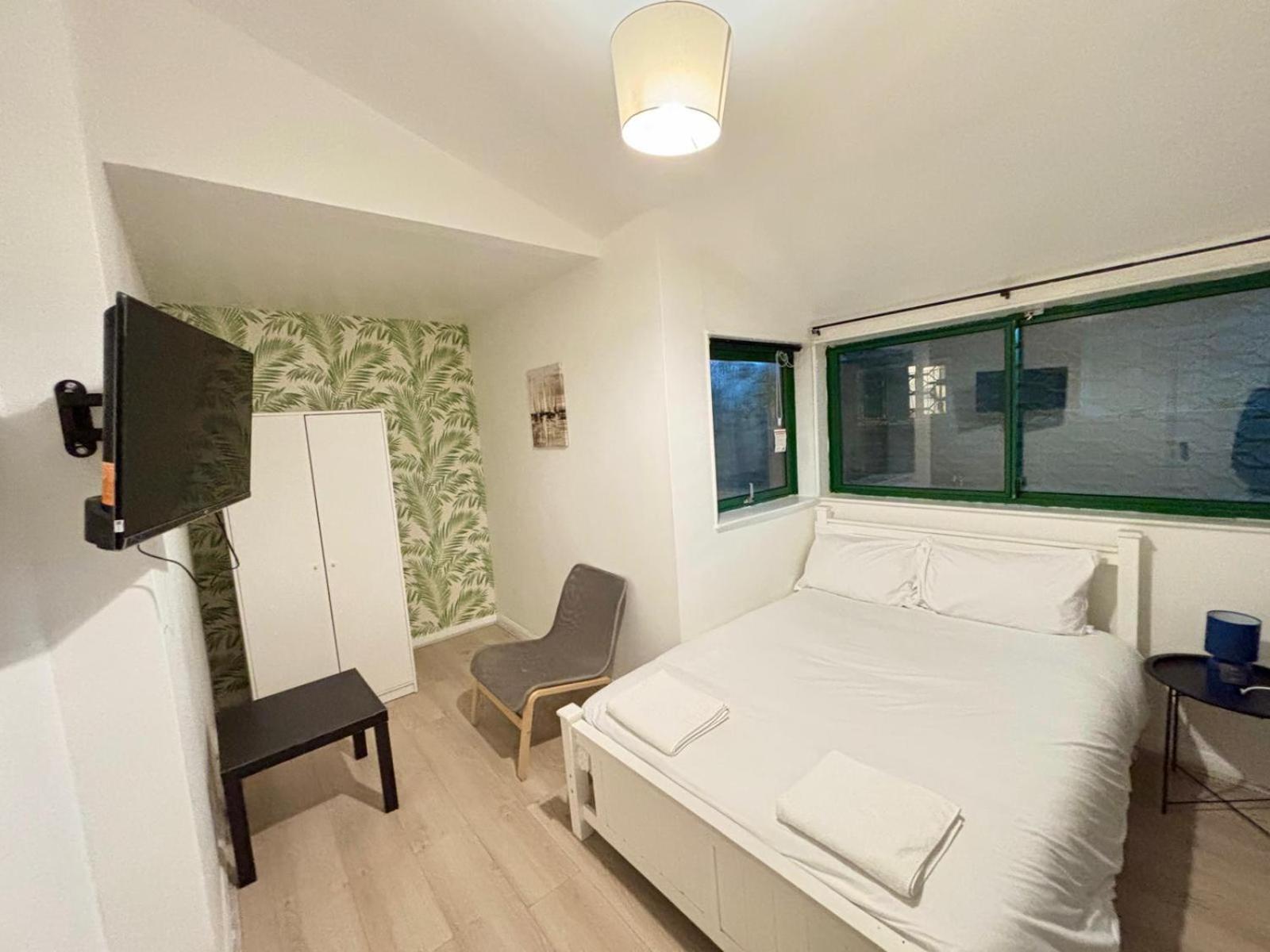 London E2 Rooms Exterior photo